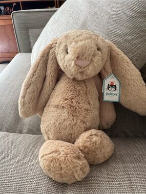 Jellycat Med Bashful Honey Bunny